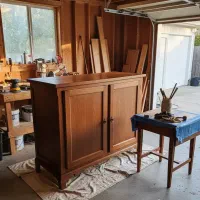 تعمیرات و رنگ کاری چوب