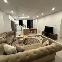 ۹۳متر نوساز کم واحد حوالی مجتمع تجاری اوپال