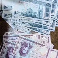 اسکناس کاملا نو