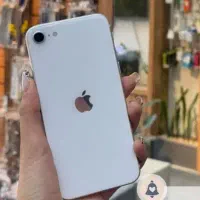 ایفون se2020