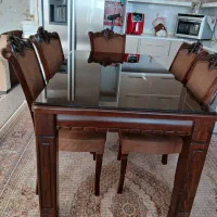 میز غذاخوری