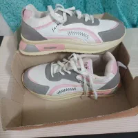 کفش اسپورت سایز ۳۸