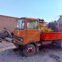 خاور با پمپ بتن زمینی اماده بکار