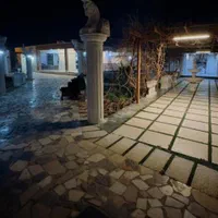 استخر سرپوشیده ابگرم دوبلکس یک خواب|اجارهٔ کوتاه‌مدت ویلا و باغ|فولادشهر, |دیوار