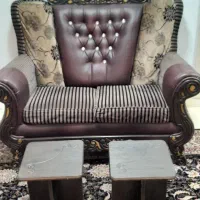 مبل چرمی7نفره کارکرده تمیزبا۴میزعسلی سالم