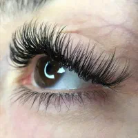 اکستنشن مژه وکاشت موقت مژه