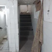 فروش زیرزمین|فروش آپارتمان|قم, دروازه چوبی|دیوار