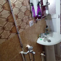 سوئیت همراه با پارکینگ شبانه روز ۶۰۰|اجارهٔ کوتاهمدت آپارتمان و سوئیت|نهاوند, |دیوار