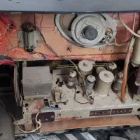 رادیو قدیمی|کلکسیون اشیاء عتیقه|اسفرورین, |دیوار