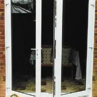 تعمیرات درب وپنجره دوجداره یوپی وی سی
