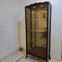 بوفه ویترین شیشیه و چوب