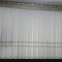 پرده نو سالم تازه نصب شده