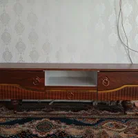 زیر تلوزیون