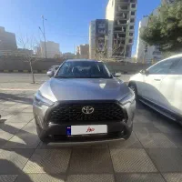 تویوتا کرولا کراس بنزینی 2024