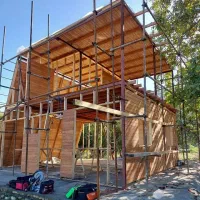 کلبه سوئیسی و چوبی