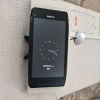 نوکیا E7