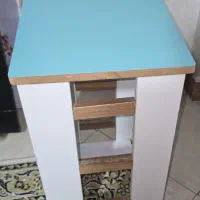 چهارپایه چوبی سه تا سالم