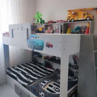تخت دو طبقه