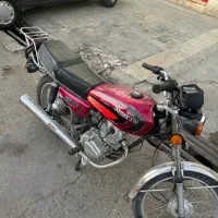 موتور ۱۲۵ مدل ۹۴|موتورسیکلت|شیراز, شهرک گلها|دیوار