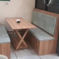 نیمکت و میز