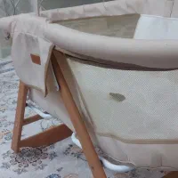 تخت خواب وگهواره ی نوزادو شیرخوار