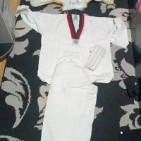 لباس و وسایل تکواندو