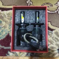 یک جفت لامپ ماشین