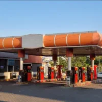 استخدام اپراتور جایگاه سوخت