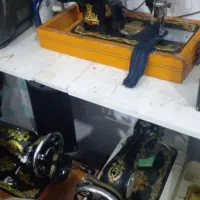 چرخ خیاطی دستی وبرقی