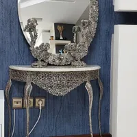 آینه و شمعدان برنجی