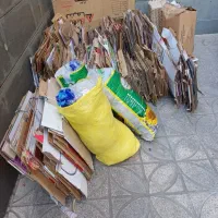 کارتن کاغذ پلاستیک آهن خورده ریزه