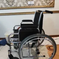ویلچر پره فلزی (محکم و در حد نو)|آرایشی، بهداشتی، درمانی|تهران, دریاچه شهدای خلیج فارس|دیوار