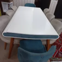 میز غذاخوری