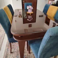فروش میزوصندلی ۸نفره غذاخوری درحدنوتمیزسالم