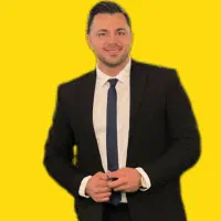 مشاور جذب و گردش املاک