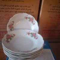 پیاله و بشقاب چینی