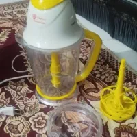 مخلوط کن یبار ازش استفاده نشده