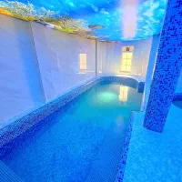 استخر دار  تمیز ساحلی (خالیه)