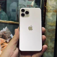 یازده پرو طلایی بسیار سالم باطری100