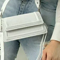 کیف کرم و سفید|کیف، کفش، کمربند|شیراز, باهنر|دیوار