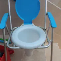 توالت فرنگی سالم و نو