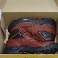 کفش کار بهشتیان سایز ۴۲ و کفش کار لوتوس و پاتن 43|کیف، کفش، کمربند|فلاورجان, |دیوار