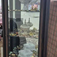 مبلمان راحتی با کیفیت به همراه ویترین|مبلمان خانگی و میز عسلی|قم, بنیاد|دیوار