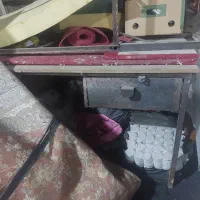 میز کار اهنی