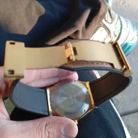 ساعت مچی|ساعت|یاسوج, |دیوار