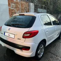 پژو ۲۰۷ پاناروما