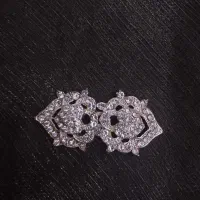 گل سینه دو طرفه