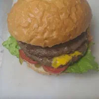 کارگر ماهر یا کمک آشپز فستفود ترجیحا خانم