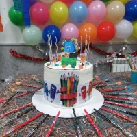 به یک خانم مربی کودک ۸ ساله نیازمندیم