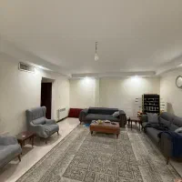 خانم جهت انجام امور منزل